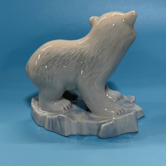 Bing & Grondahl Porcelain Polar Bear Ltd Edition 0032/5000 Figure of the Year - Picture 7 of 10